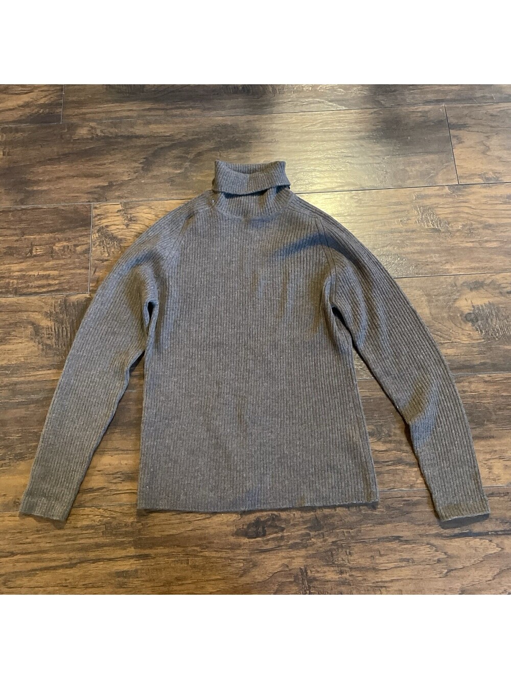 Brooks Brothers Turtleneck Sweater Womens M 100% Italian Merino Wool Pullover